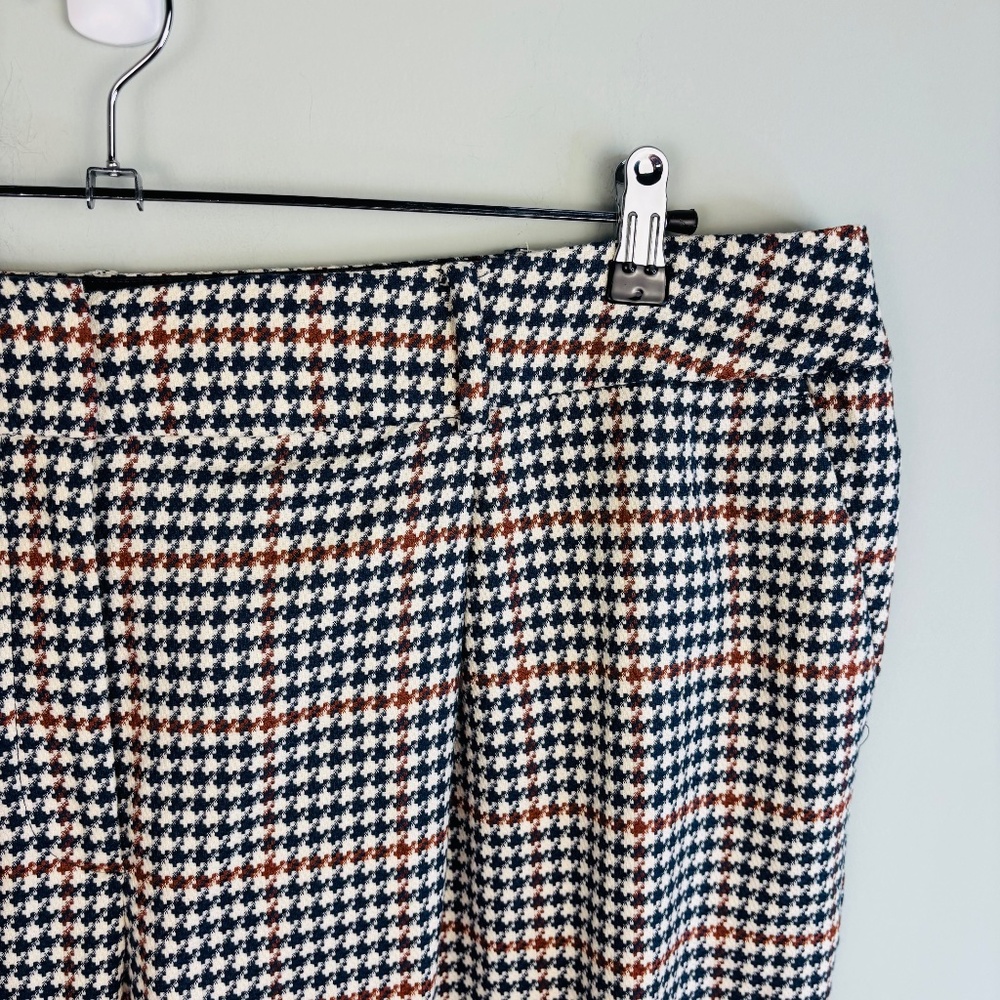 Lane Bryant Pleated Tapered Leg Pant Size 22 - Picture 5 of 7